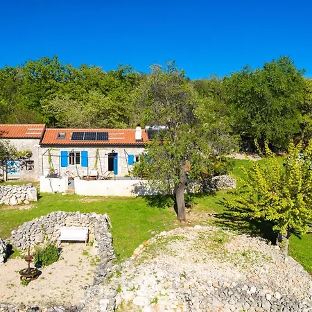 Eco House Picik * Pinezići