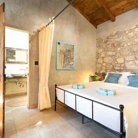 בית נופש Eco House Picik *